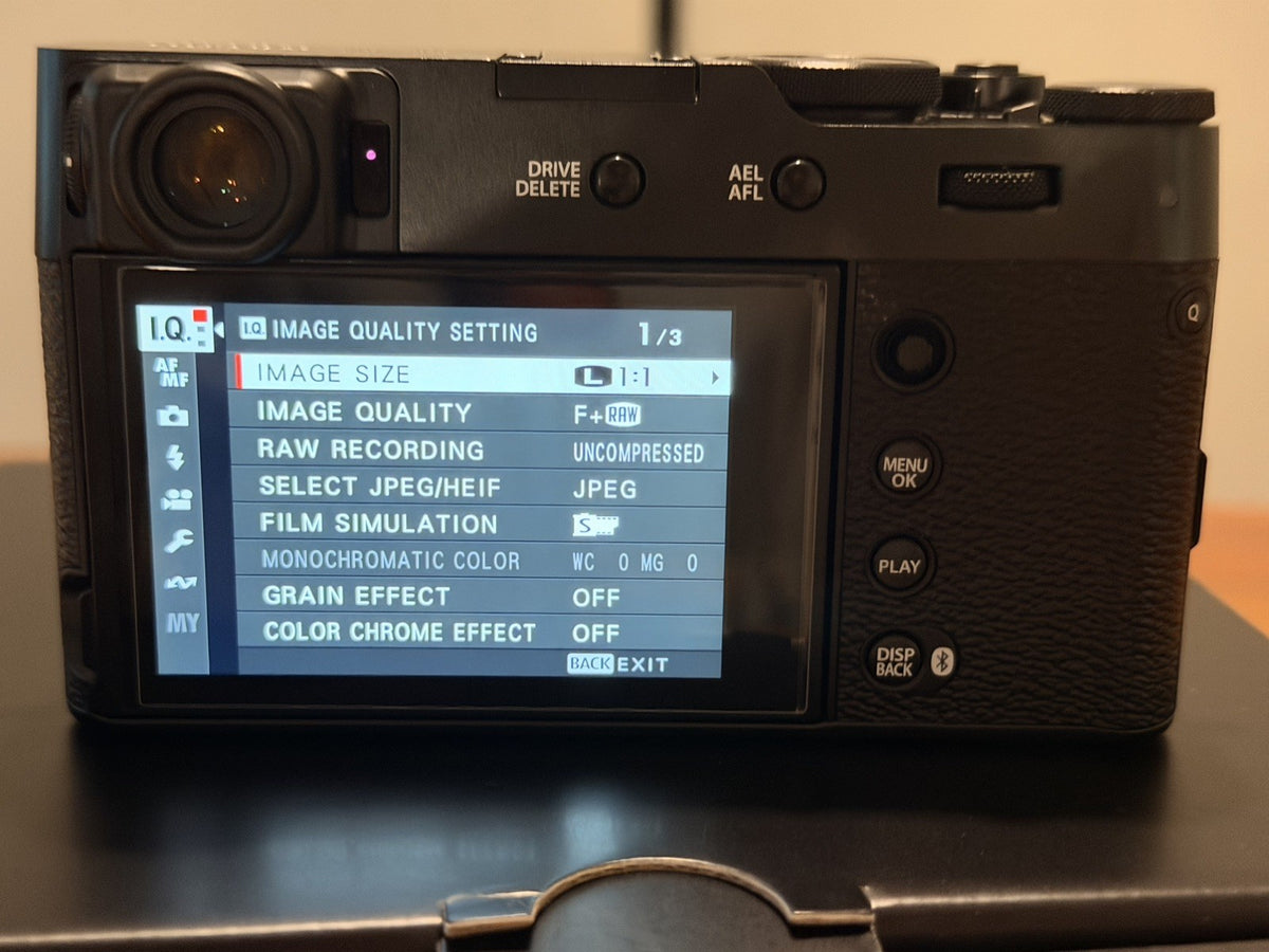 Fujifilm X100VI [Mint Condition] Black, Low Shutter Count with Extra Accessories