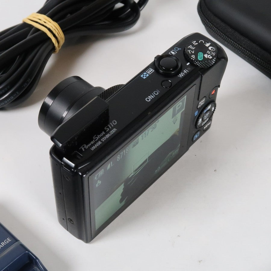 Canon PowerShot S110 12.1 MP Digital Camera Black with Case and SD Card - Excellent Condition
