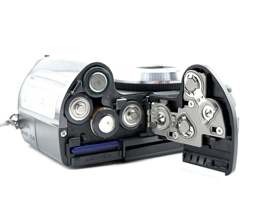 Canon PowerShot A640 Digital Camera Gray 10MP 4x Zoom