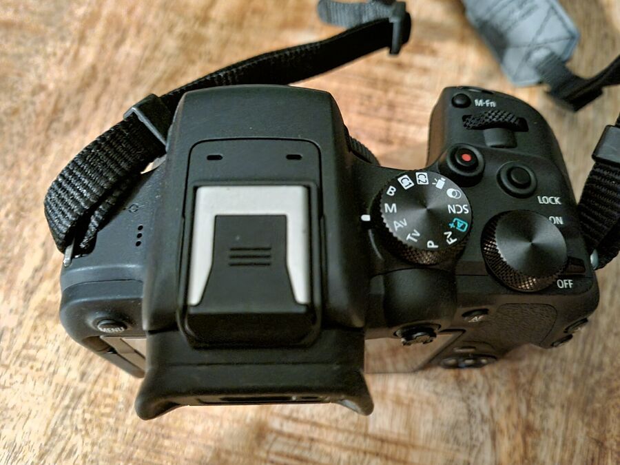 Canon EOS R10 24MP Mirrorless System Camera - Black (Body Only) Mint Condition